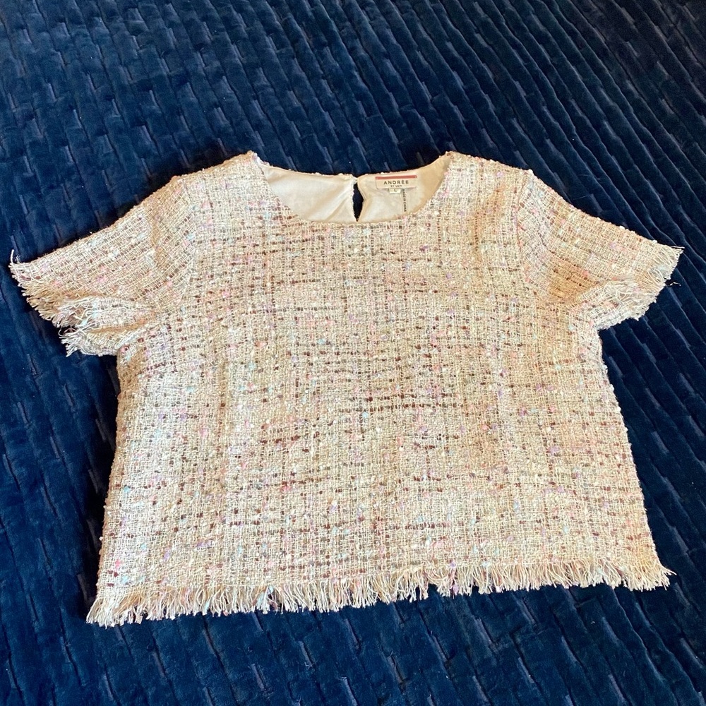 Trendy meets classic tweed top with pearl button